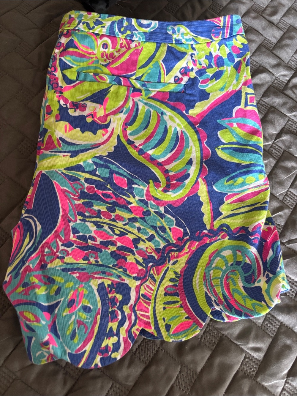 Lilly Pulitzer zip side buttercup shorts